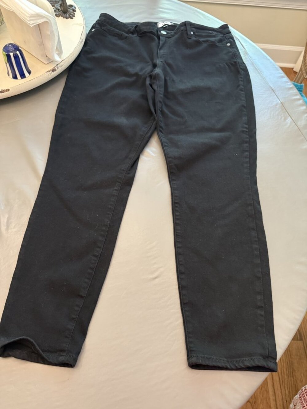 Paige Verdugo Ankle Jeans